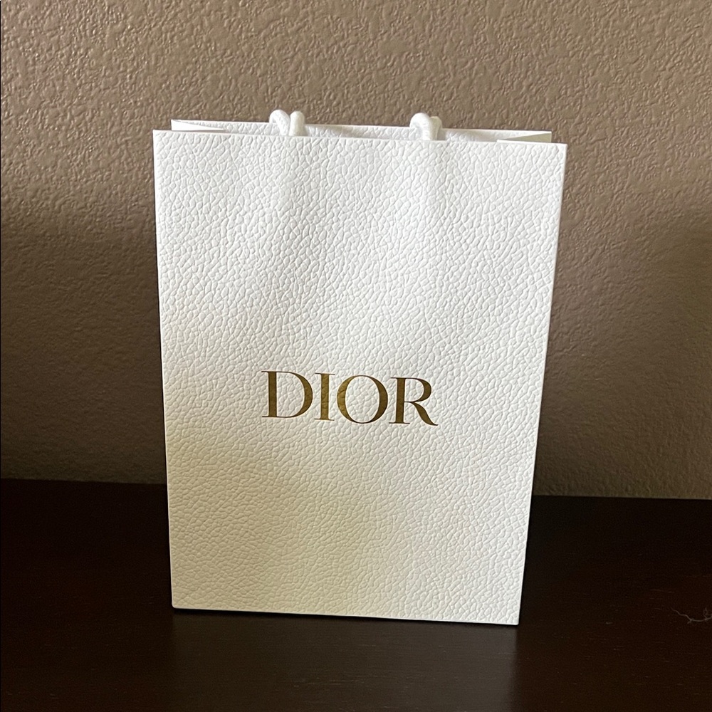 Dior small paper shopping/gift bag white and gold